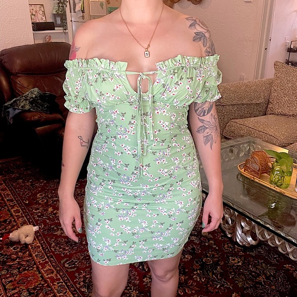 PARADISE USA Dresses & Skirts - PARADISE USA floral dress